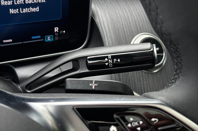 new 2025 Mercedes-Benz GLC 300 car, priced at $62,295