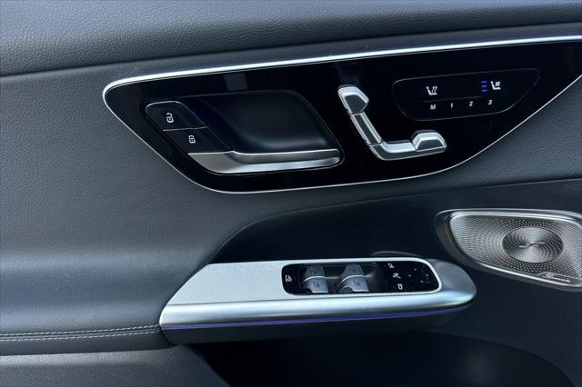 new 2025 Mercedes-Benz GLC 350e car, priced at $65,655