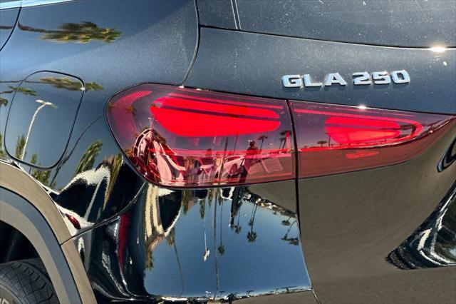 new 2025 Mercedes-Benz GLA 250 car, priced at $42,250