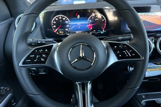 new 2025 Mercedes-Benz GLA 250 car, priced at $42,250