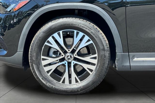 new 2025 Mercedes-Benz GLA 250 car, priced at $42,250