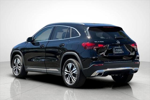 new 2025 Mercedes-Benz GLA 250 car, priced at $42,250