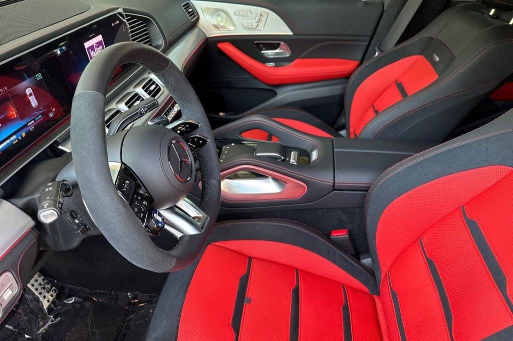new 2025 Mercedes-Benz AMG GLE 63 car, priced at $125,879