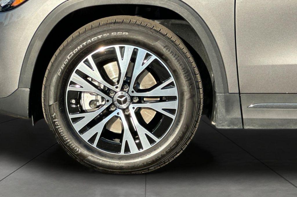 used 2026 Mercedes-Benz GLA 250 car, priced at $44,475