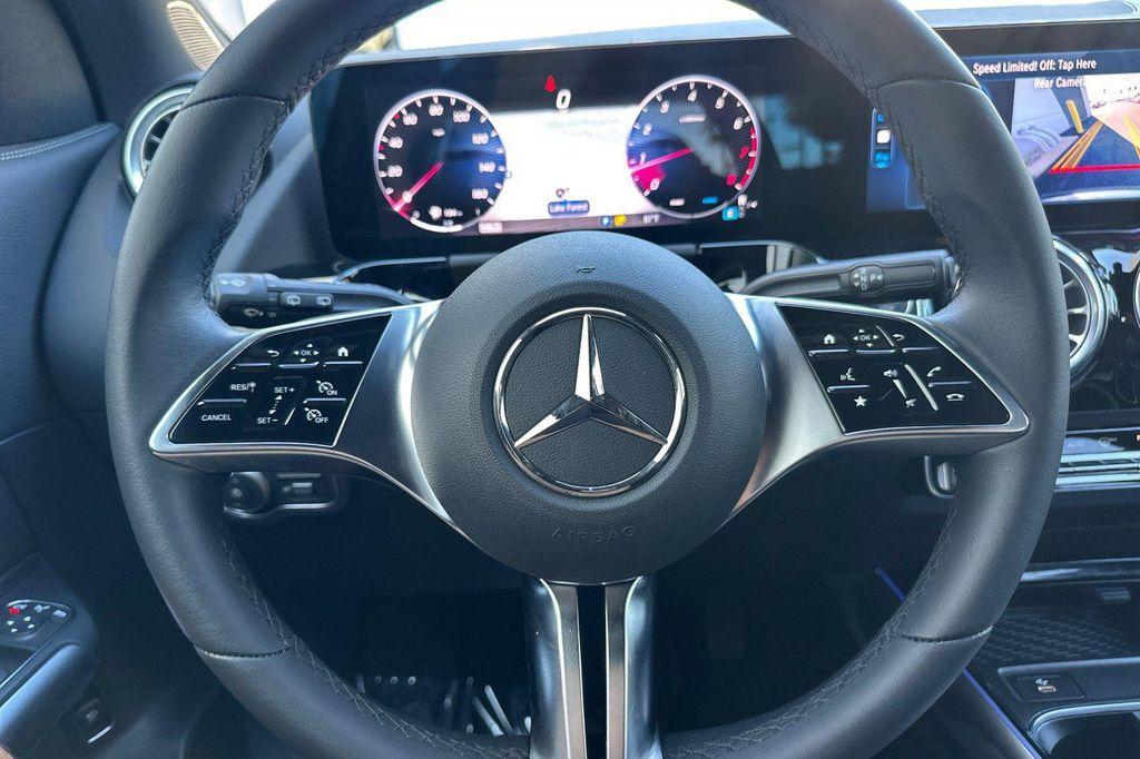 used 2025 Mercedes-Benz GLA 250 car, priced at $37,990
