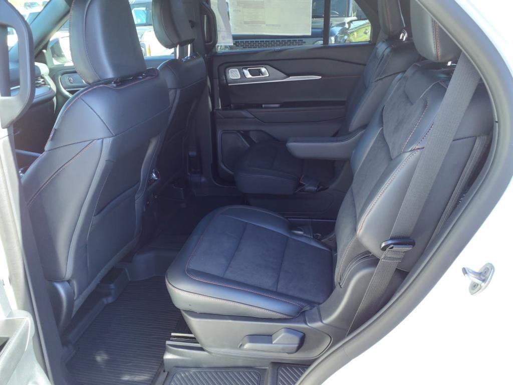 new 2025 Ford Explorer car, priced at $53,953