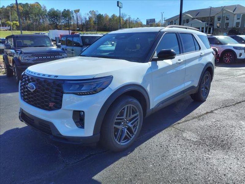 new 2025 Ford Explorer car, priced at $56,041