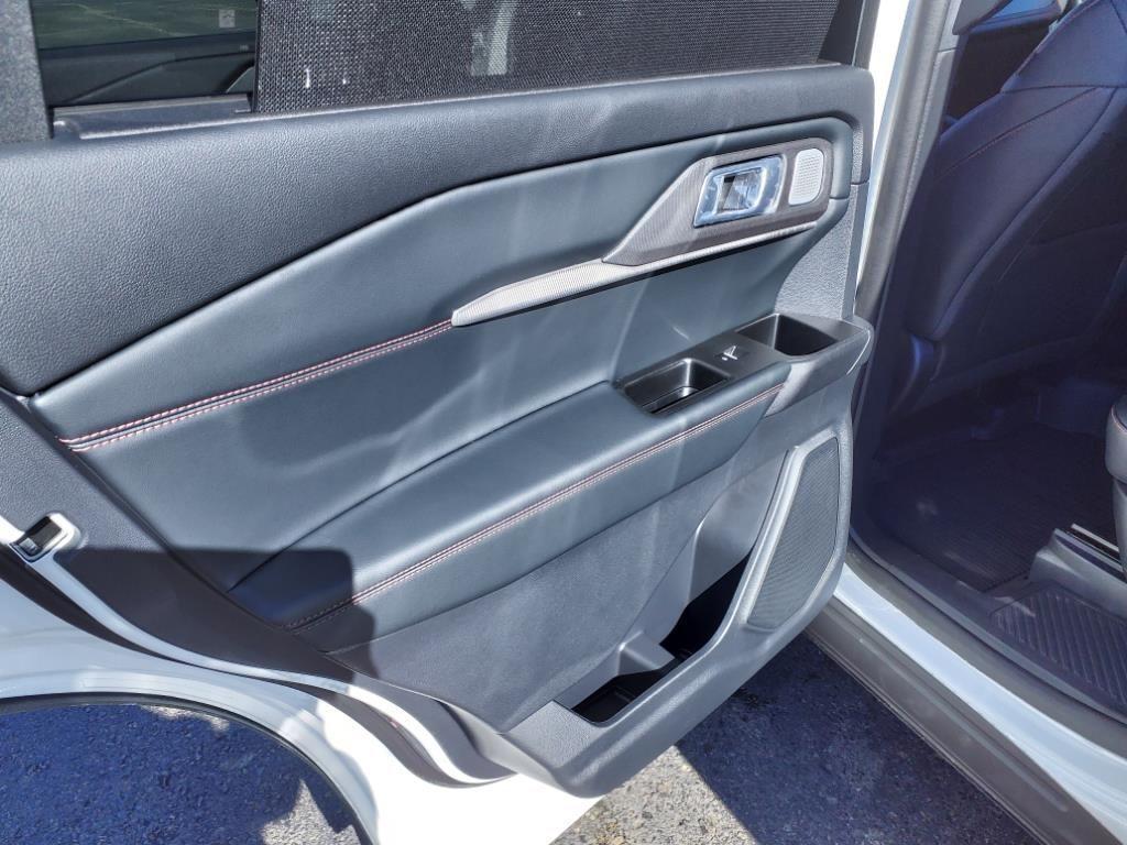 new 2025 Ford Explorer car, priced at $53,953