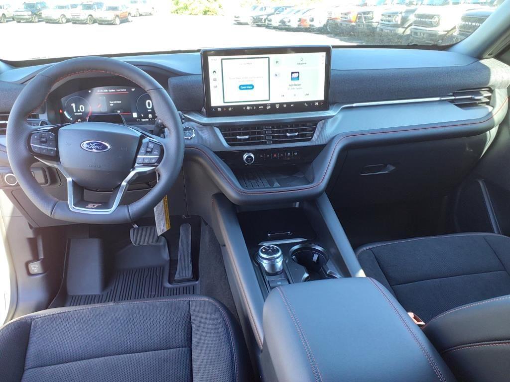 new 2025 Ford Explorer car, priced at $53,953