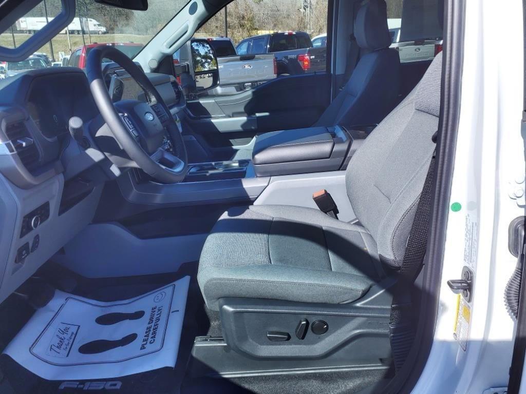 new 2025 Ford F-150 car, priced at $61,185
