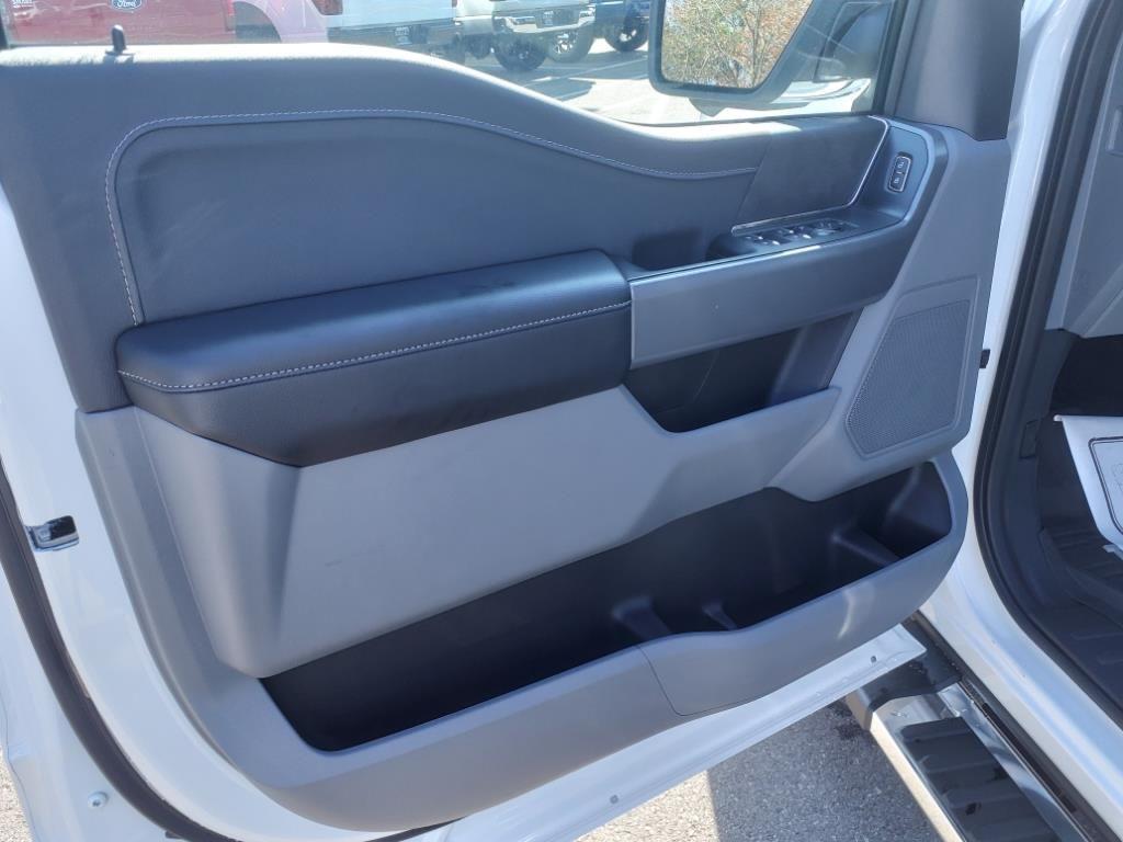 new 2024 Ford F-150 car, priced at $56,279