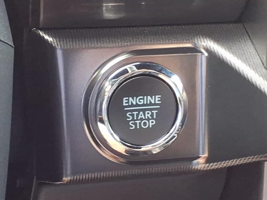 new 2025 Ford F-150 car, priced at $65,904