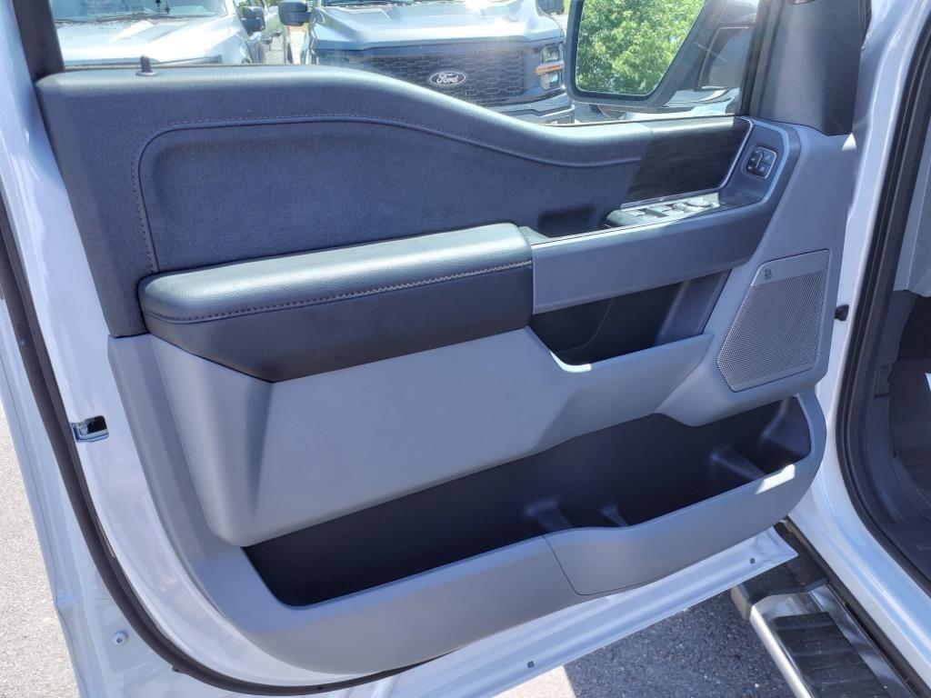 new 2025 Ford F-150 car, priced at $65,270