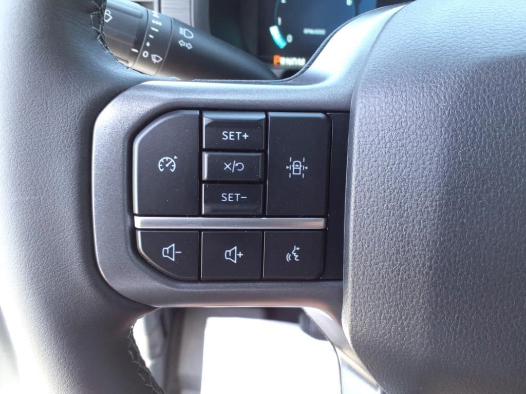 new 2025 Ford F-150 car, priced at $54,352