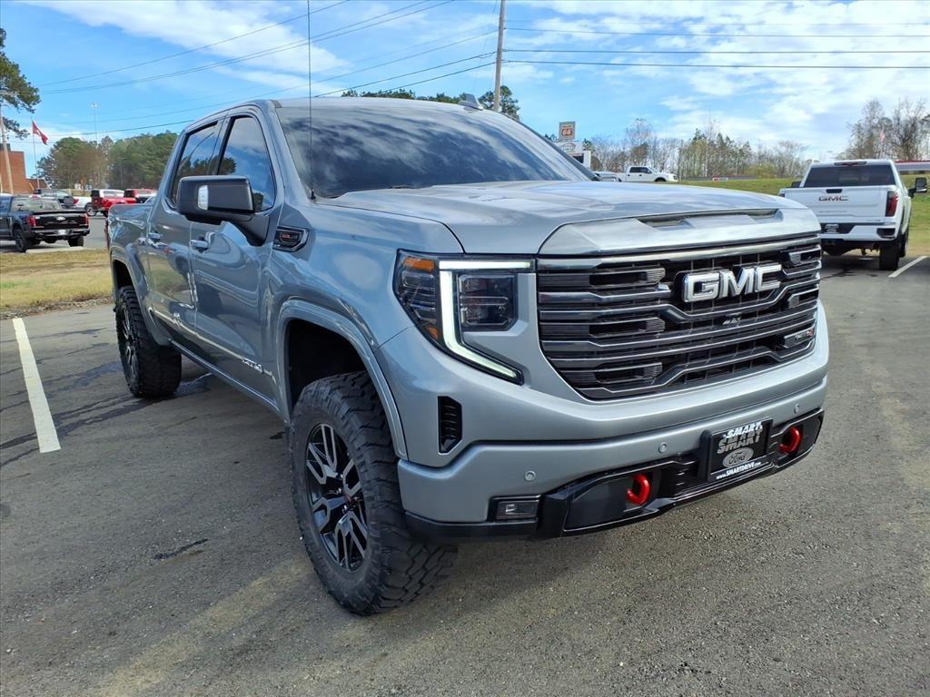 used 2023 GMC Sierra 1500 car, priced at $45,961
