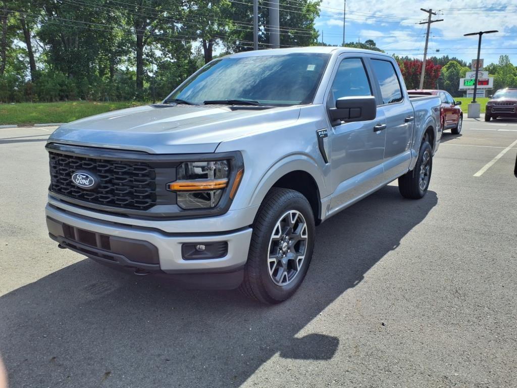 new 2025 Ford F-150 car, priced at $48,123