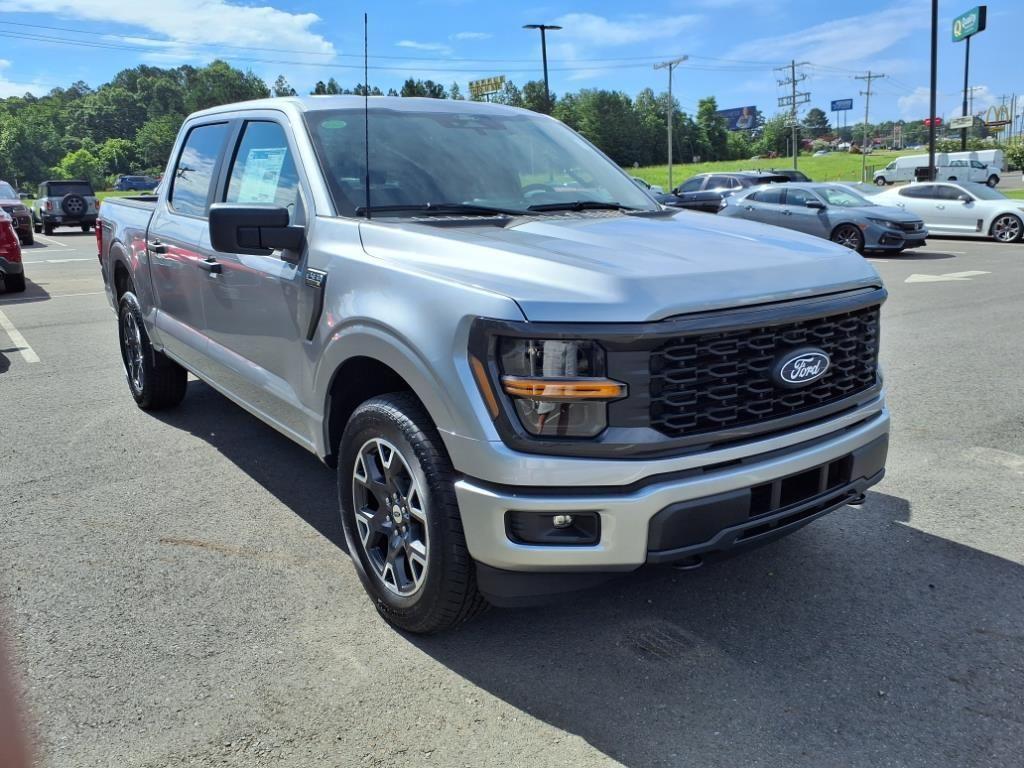 new 2025 Ford F-150 car, priced at $48,123