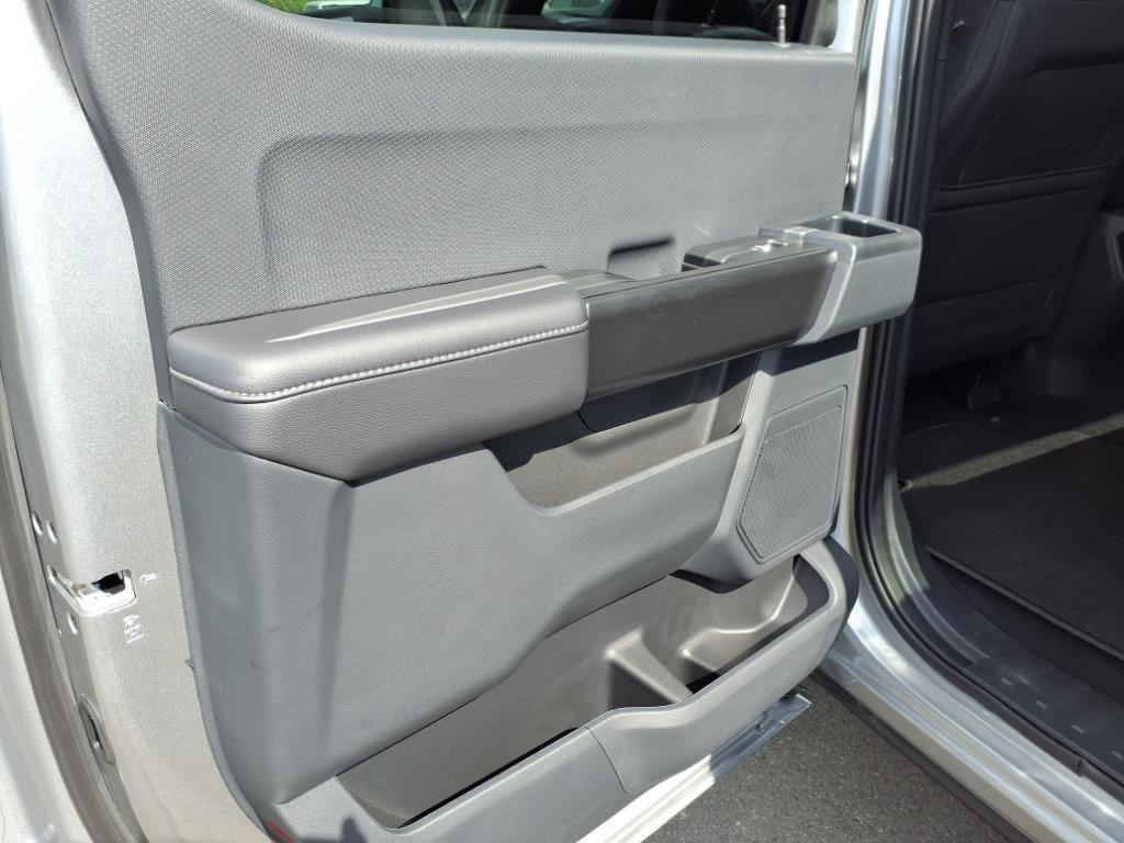 new 2025 Ford F-150 car, priced at $48,123