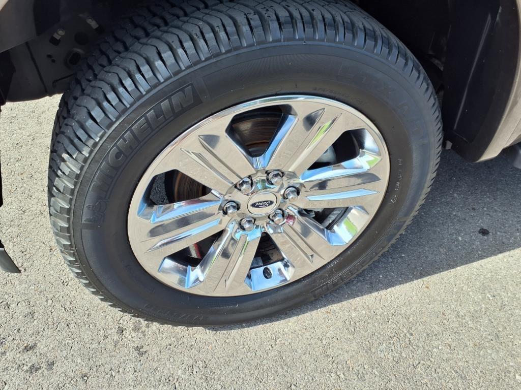 used 2019 Ford F-150 car, priced at $31,999