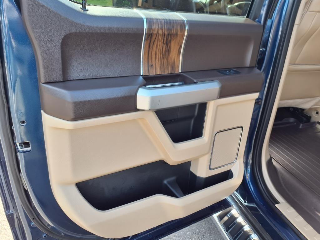 used 2019 Ford F-150 car, priced at $31,999