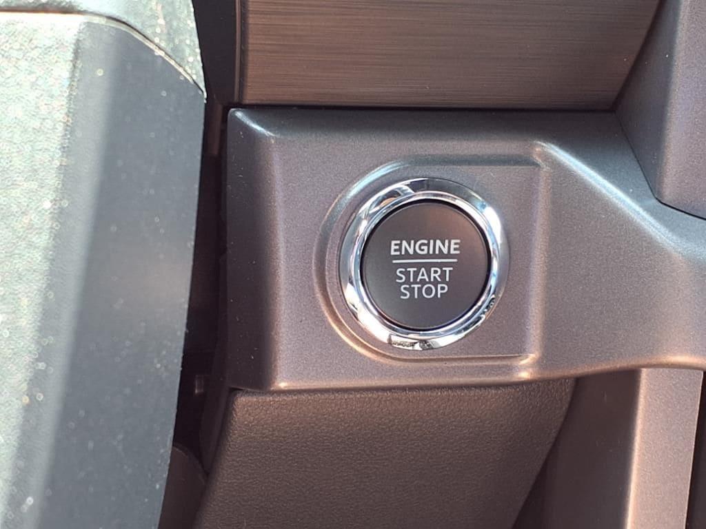 new 2025 Ford F-150 car, priced at $59,100