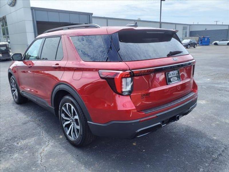 new 2025 Ford Explorer car, priced at $47,895