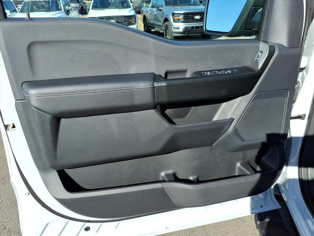 new 2025 Ford F-150 car, priced at $51,932