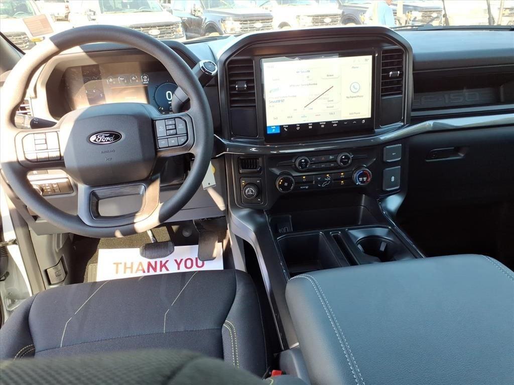 new 2025 Ford F-150 car, priced at $51,932