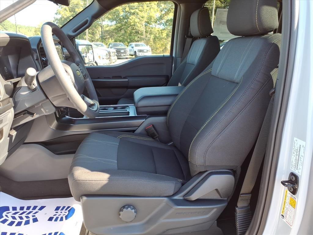 new 2025 Ford F-150 car, priced at $51,932