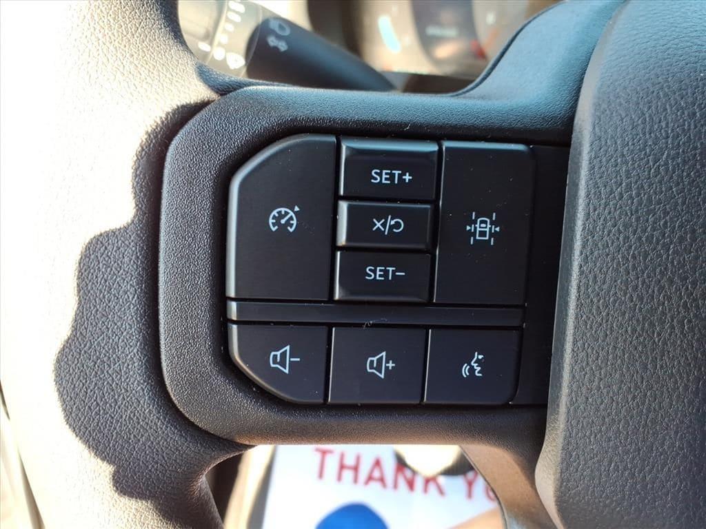 new 2025 Ford F-150 car, priced at $51,932