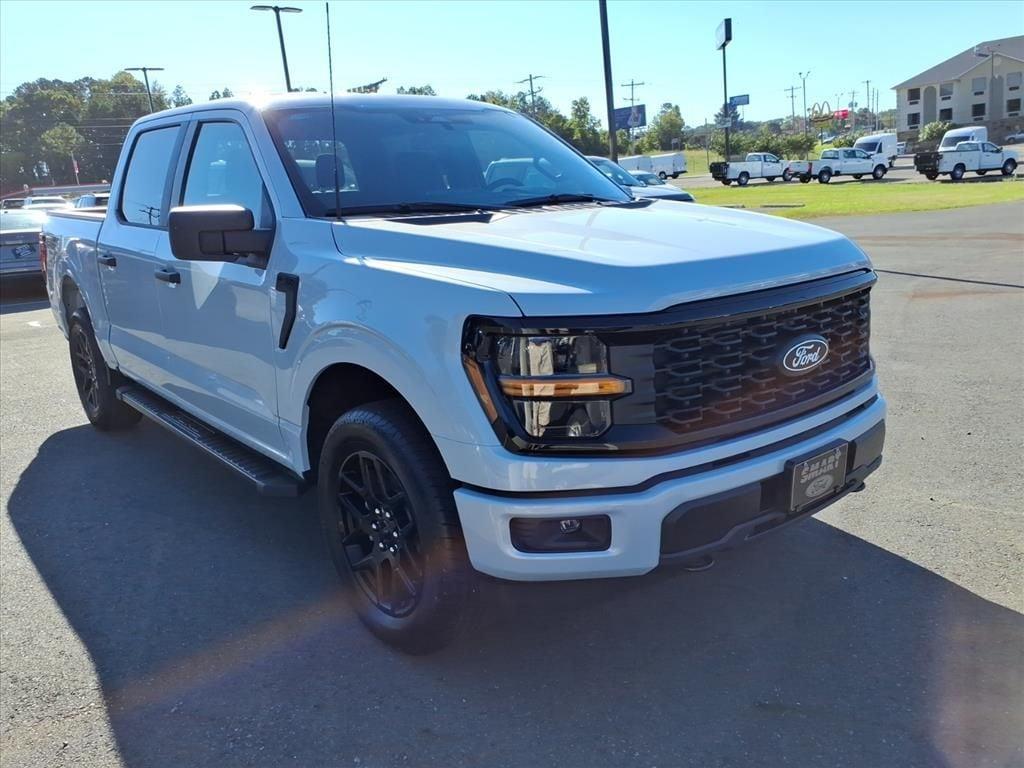 new 2025 Ford F-150 car, priced at $51,932