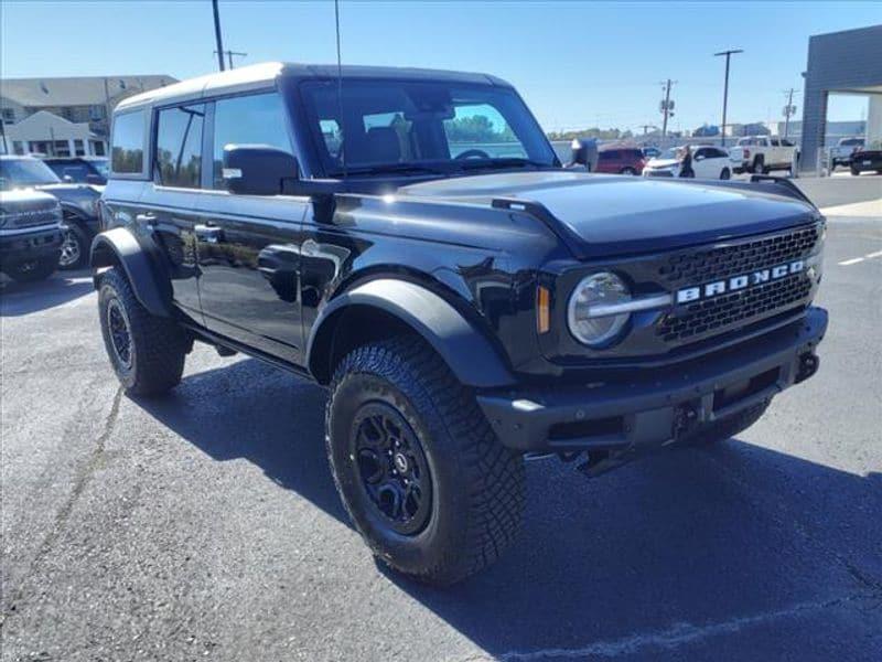 new 2024 Ford Bronco car, priced at $60,690