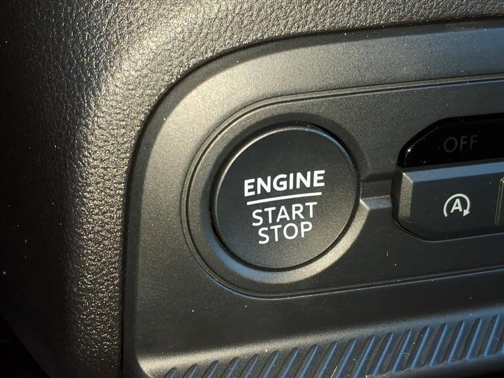 new 2025 Ford Bronco Sport car, priced at $35,685