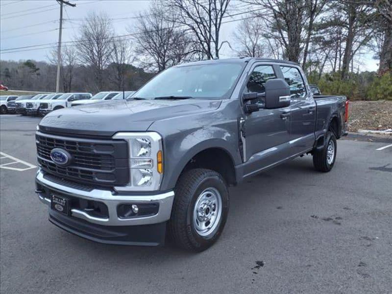 new 2024 Ford F-250 car, priced at $52,660