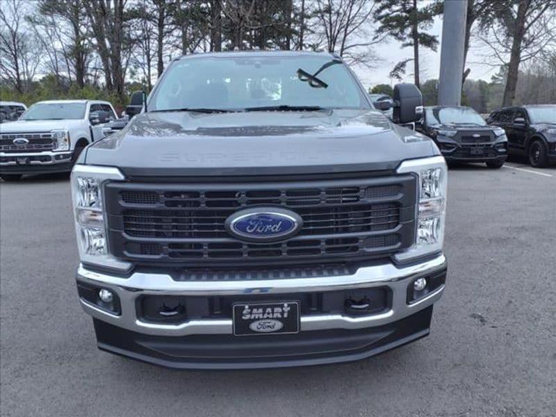 new 2024 Ford F-250 car, priced at $52,660