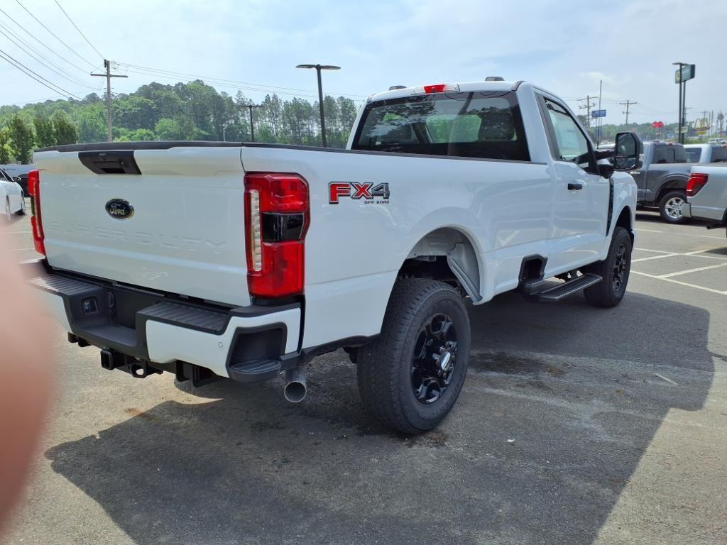 new 2025 Ford F-350 car, priced at $55,600
