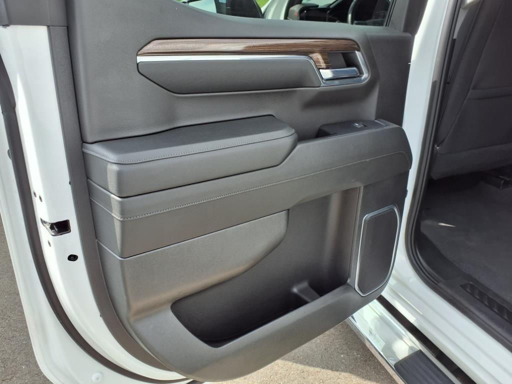 used 2024 Chevrolet Silverado 1500 car, priced at $38,510