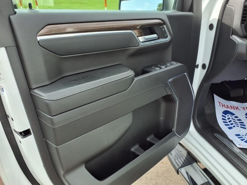 used 2024 Chevrolet Silverado 1500 car, priced at $38,510