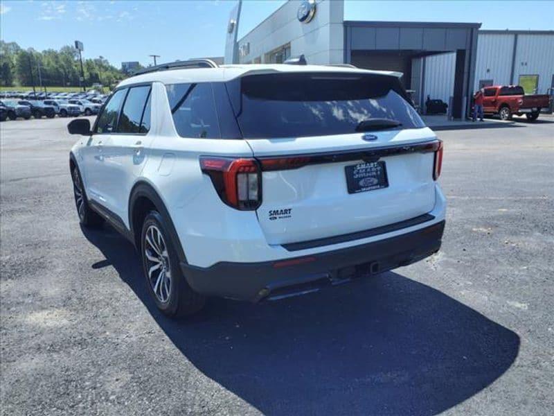 new 2025 Ford Explorer car, priced at $46,866