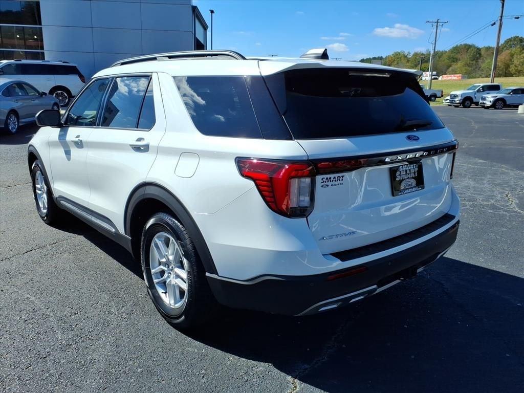new 2025 Ford Explorer car, priced at $44,213