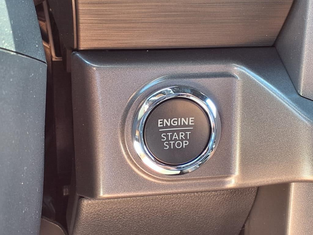 new 2025 Ford F-150 car, priced at $59,100