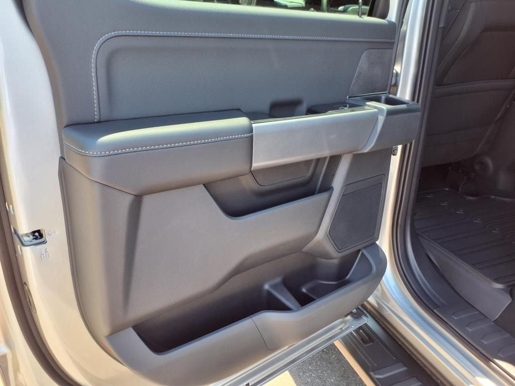 new 2025 Ford F-150 car, priced at $59,100