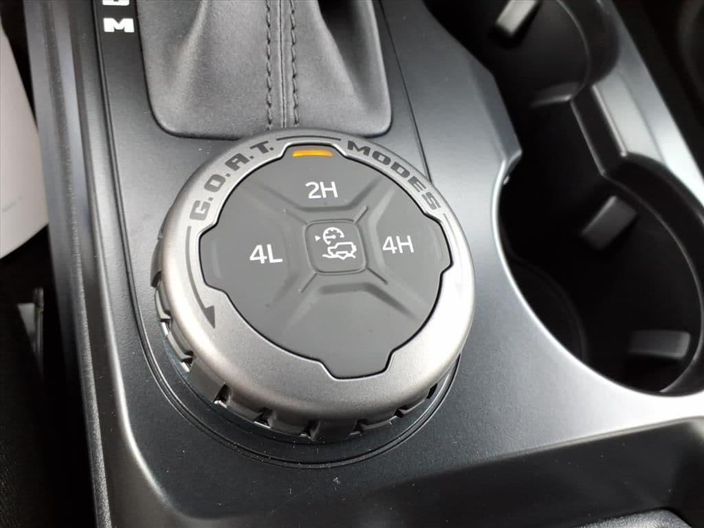 new 2025 Ford Bronco car, priced at $43,565