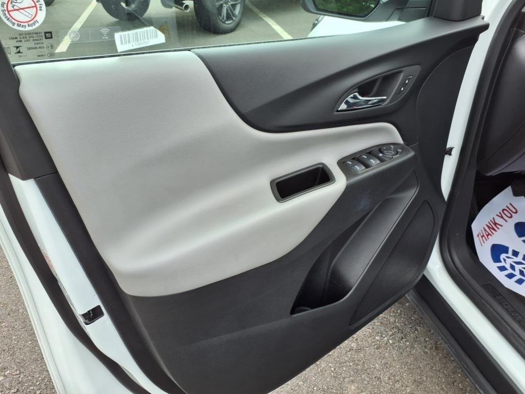 used 2023 Chevrolet Equinox car, priced at $21,500