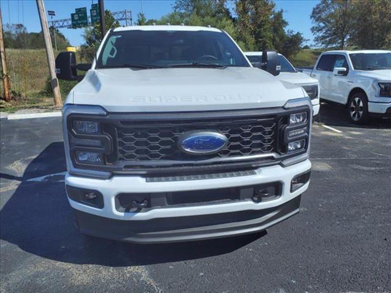 new 2024 Ford F-250 car, priced at $54,099