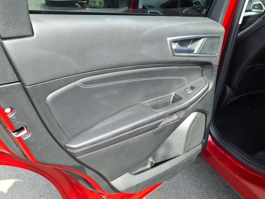 used 2024 Ford Edge car, priced at $29,264