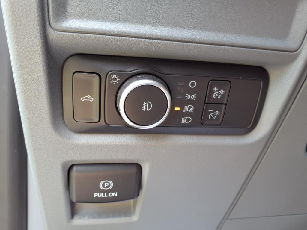 used 2021 Ford F-150 car, priced at $31,489