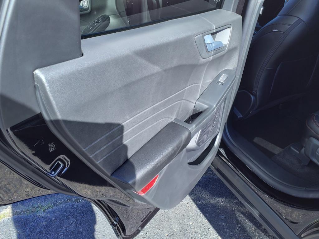 new 2025 Ford Escape car, priced at $31,389
