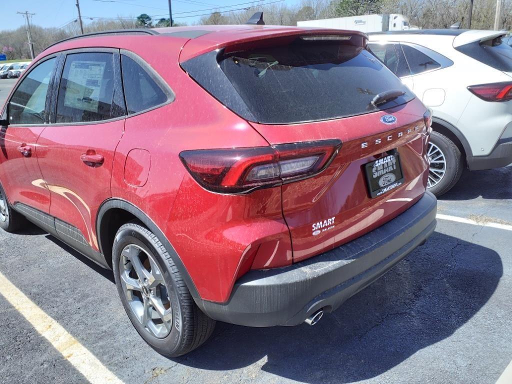 new 2025 Ford Escape car, priced at $30,761