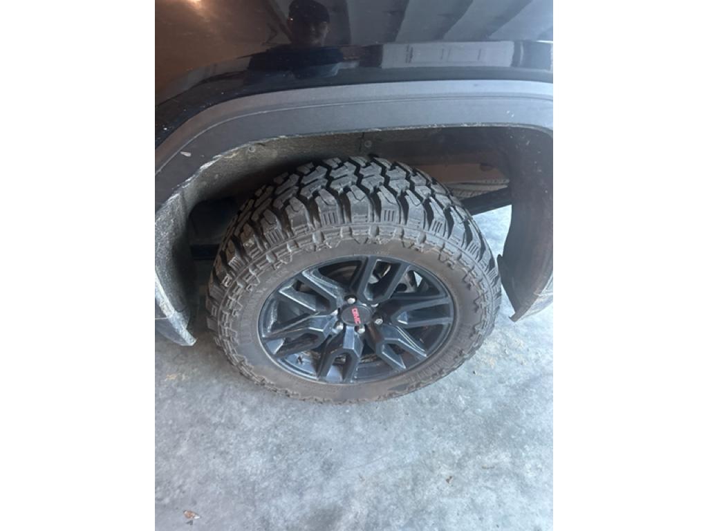 used 2021 GMC Sierra 1500 car, priced at $34,967